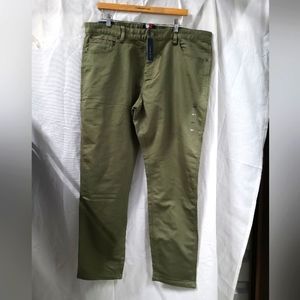 Tommy Hilfiger Men's "Th Flex" Green Jean Pants Size 38 Brand New With Tags